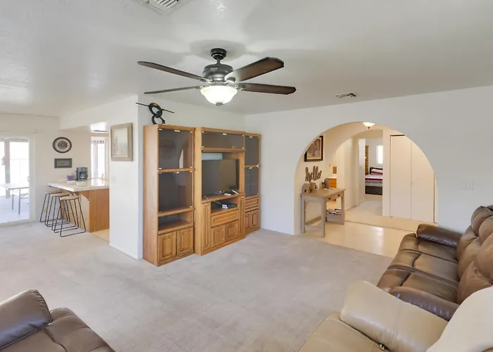 Holiday home Quaint Bullhead Getaway ~ 2 Mi To River! *